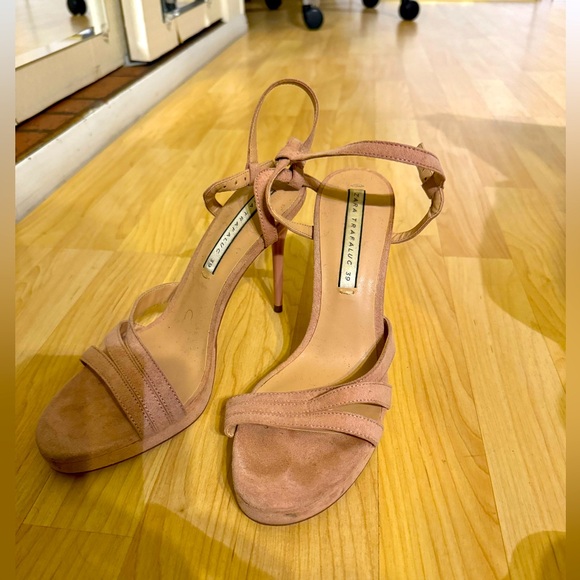 Zara heels - Picture 1 of 2